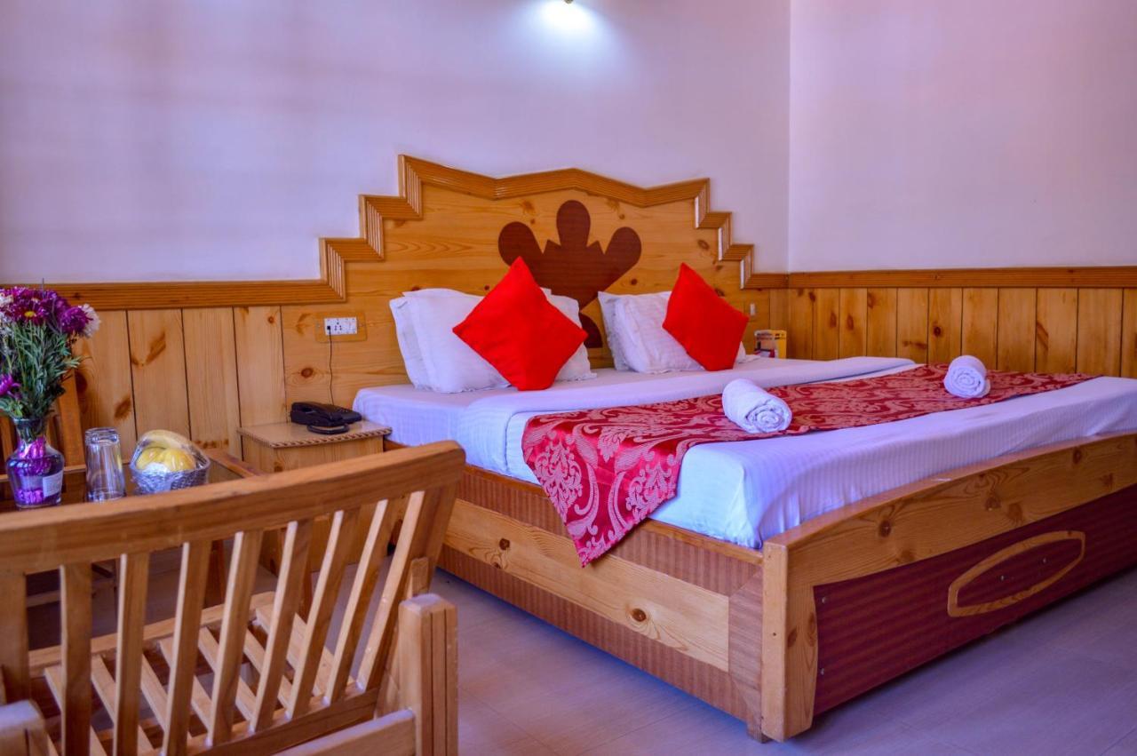 מלון Tourist Nest Old Manali מראה חיצוני תמונה