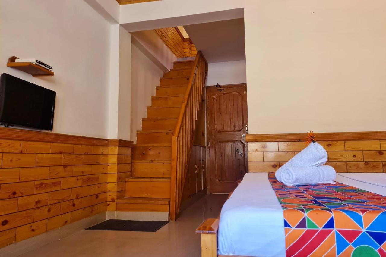 מלון Tourist Nest Old Manali מראה חיצוני תמונה
