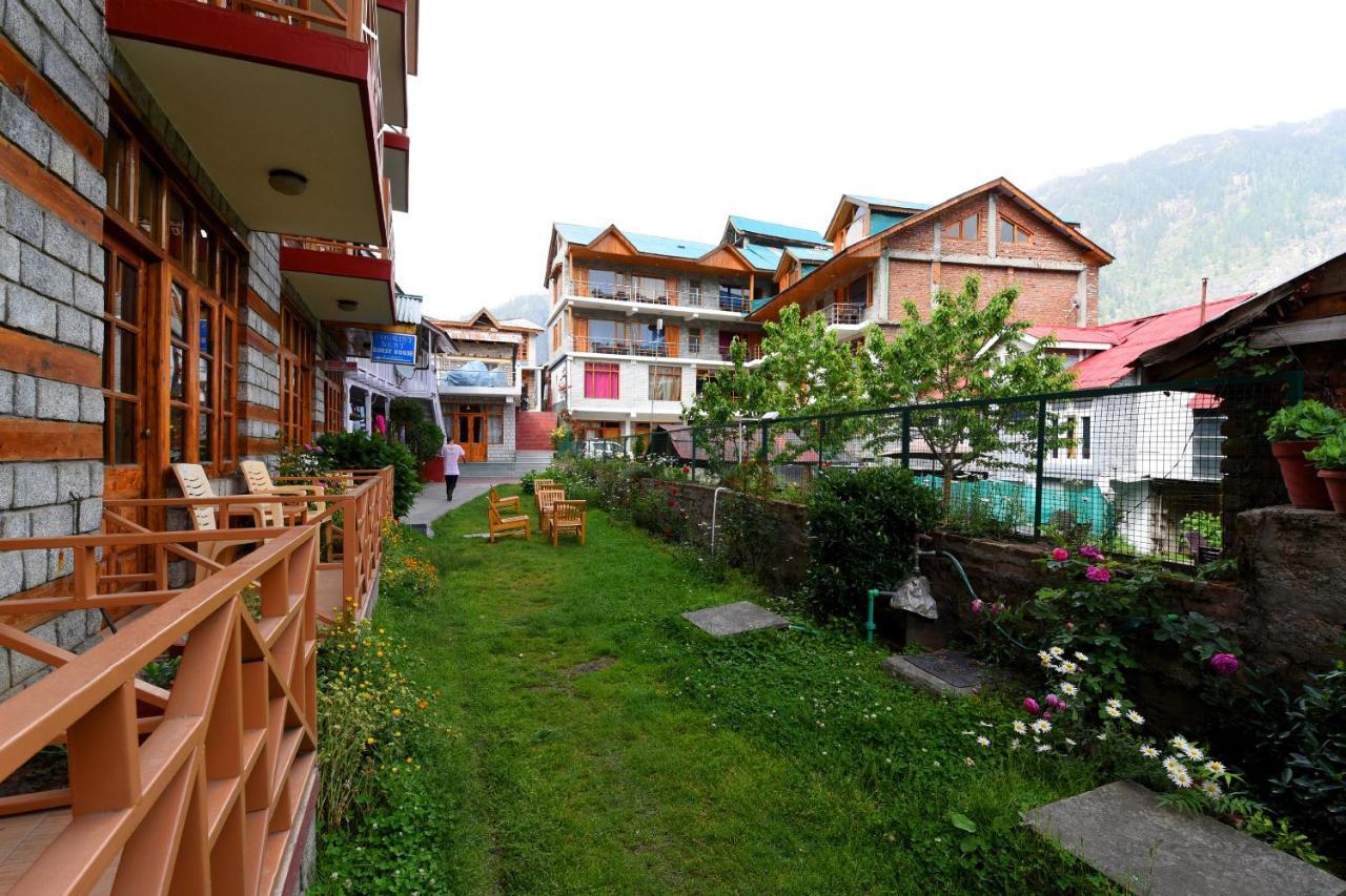 מלון Tourist Nest Old Manali מראה חיצוני תמונה
